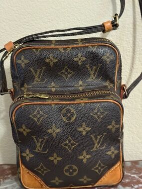 VINTAGE LOUIS VUITTON AMAZON CROSSBODY BAG